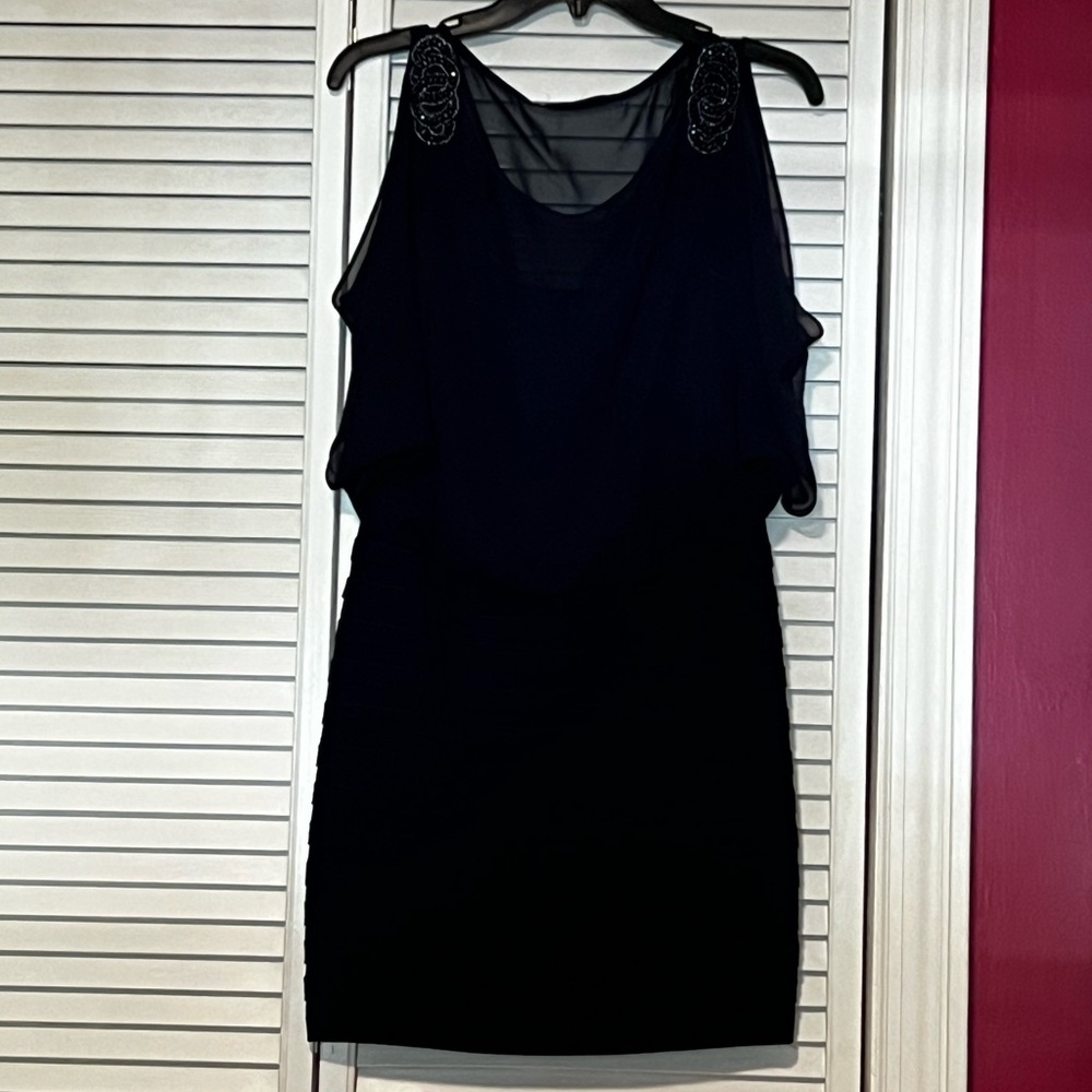 Elegant Navy Cold Shoulder Dress